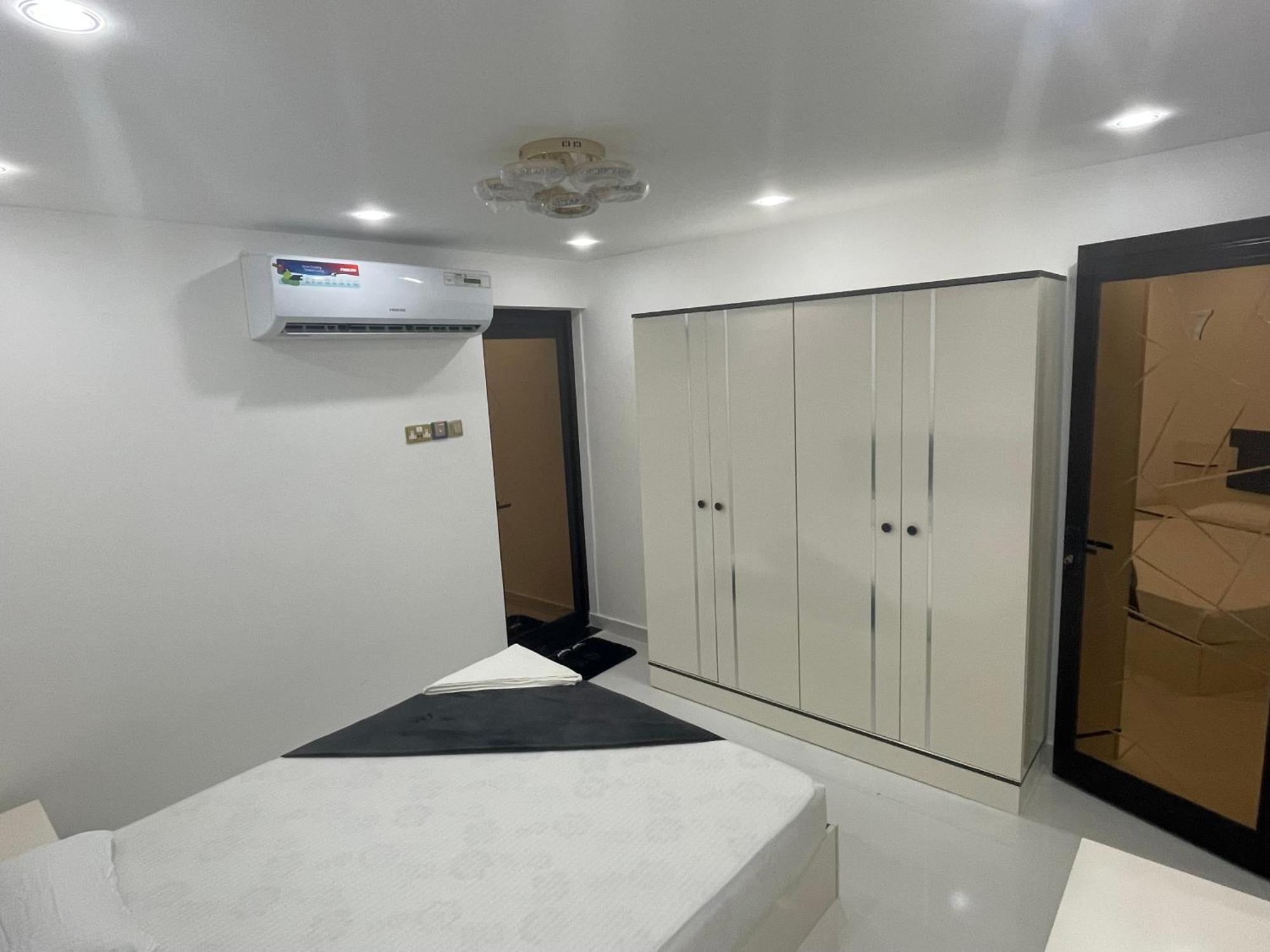 Garden Villa, Rawda 3,アジュマーン エクステリア 写真